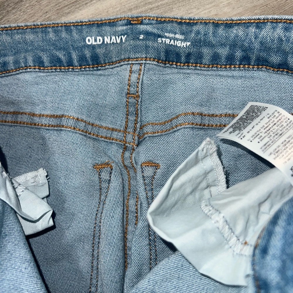 Old Navy Blue Straight Leg Jeans Classic Style - Picture 3 of 5
